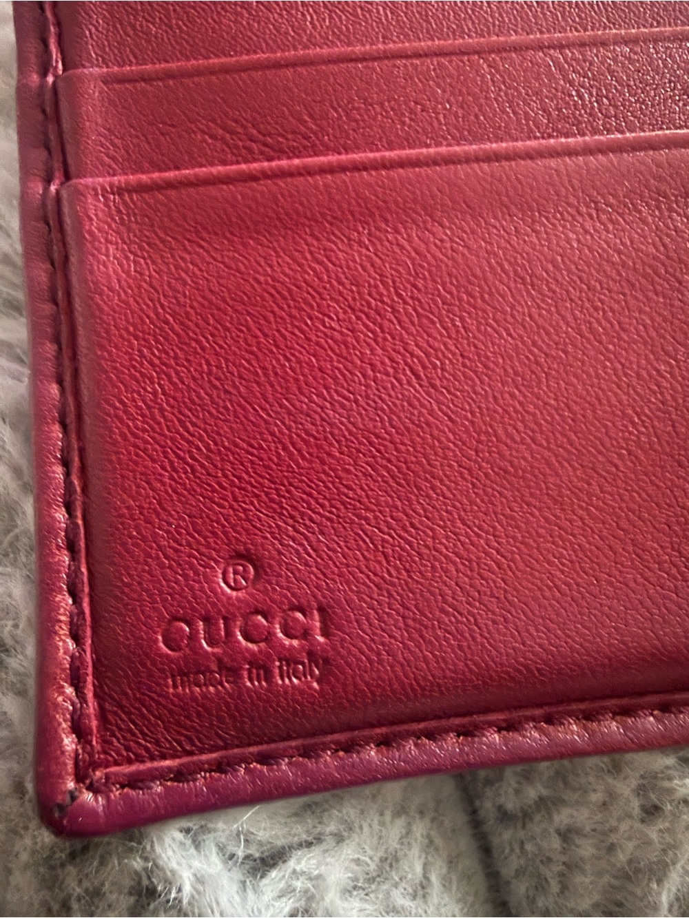 Gucci GG Canvas Compact Wallet in Beige and Plum - Picture 8 of 9
